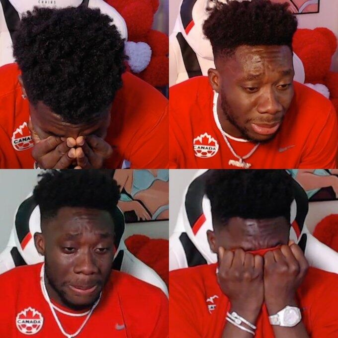 情难自已!终场哨响加拿大晋级世界杯阿方索直播间抱头痛哭 情难自已!终场哨响加拿大晋级世界杯阿方索直播间抱头痛哭