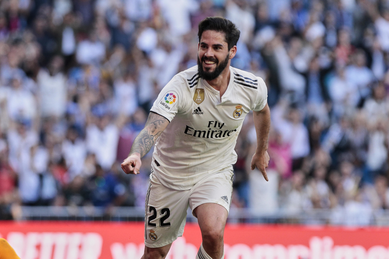 罗体:伊斯科和女友到佛罗伦萨度假,球迷期待他今夏加盟 罗体:伊斯科和女友到佛罗伦萨度假,球迷期待他今夏加盟