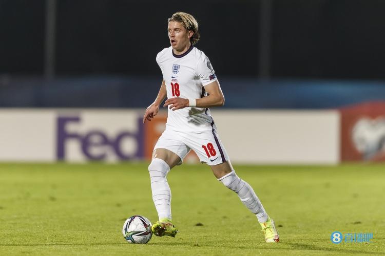 卡斯卡里诺:利物浦如签下加拉格尔会很有帮助,不希望切尔西卖他 卡斯卡里诺:利物浦如签下加拉格尔会很有帮助,不希望切尔西卖他