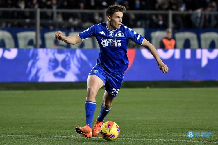 都体:米兰双雄将竞争恩波利中场阿斯拉尼 都体:米兰双雄将竞争恩波利中场阿斯拉尼